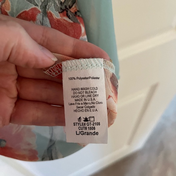 Floral Kimono Topper - Picture 3 of 4